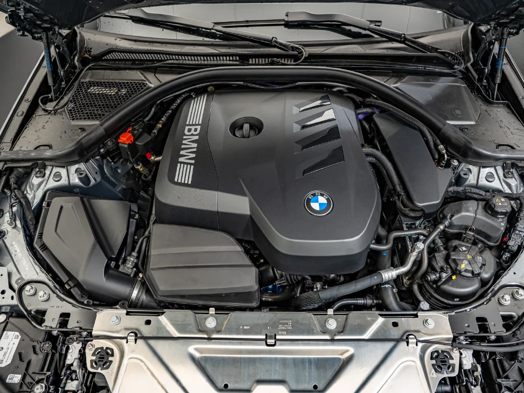 New 2026 Skyscraper Grey Metallic BMW 330i xDrive image 36