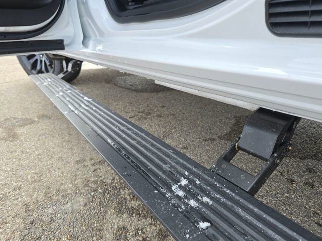 New 2026 Bright White Clear-Coat Exterior Paint RAM Limited image 5