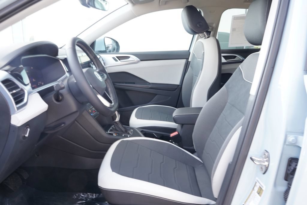 New 2026 Monument Gray Volkswagen 1.5T SE image 6