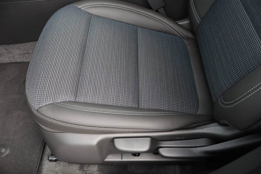 New 2026 Summit White Buick Preferred image 11