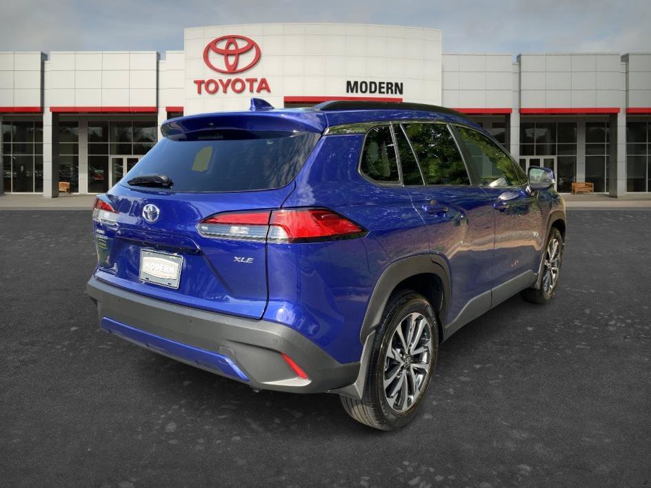 Used 2024 Blue Crush Metallic Toyota XLE image 5