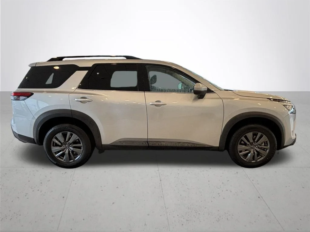 Used 2023 Silver Nissan SV image 2