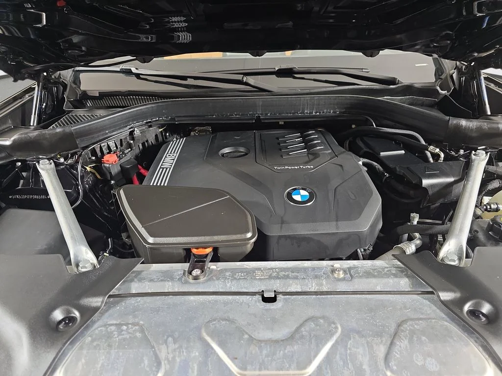 Used 2023 Black Sapphire Metallic BMW xDrive30i image 35