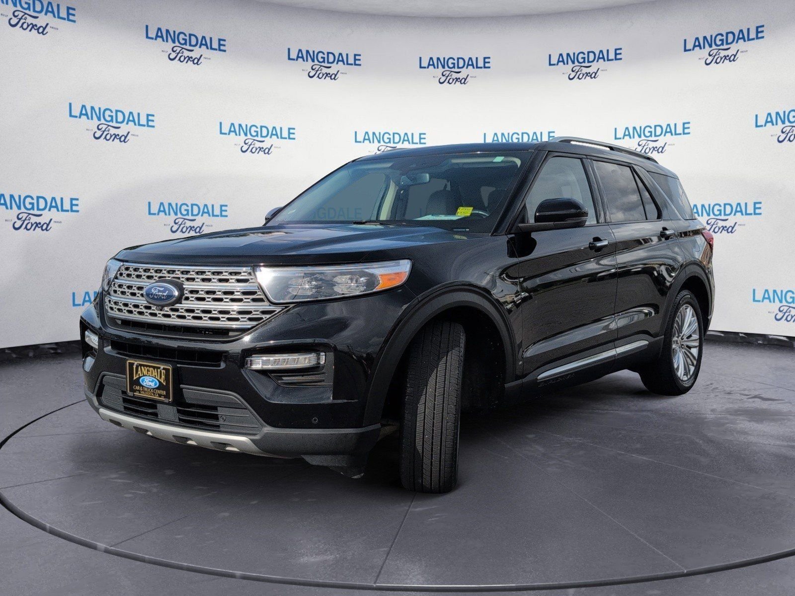 Used 2022 Black Metallic Ford Limited image 11