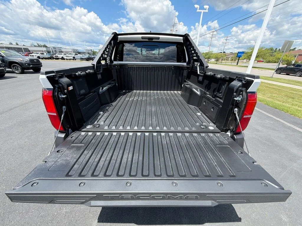New 2026 Ice Cap Toyota Tacoma Trailhunter image 30
