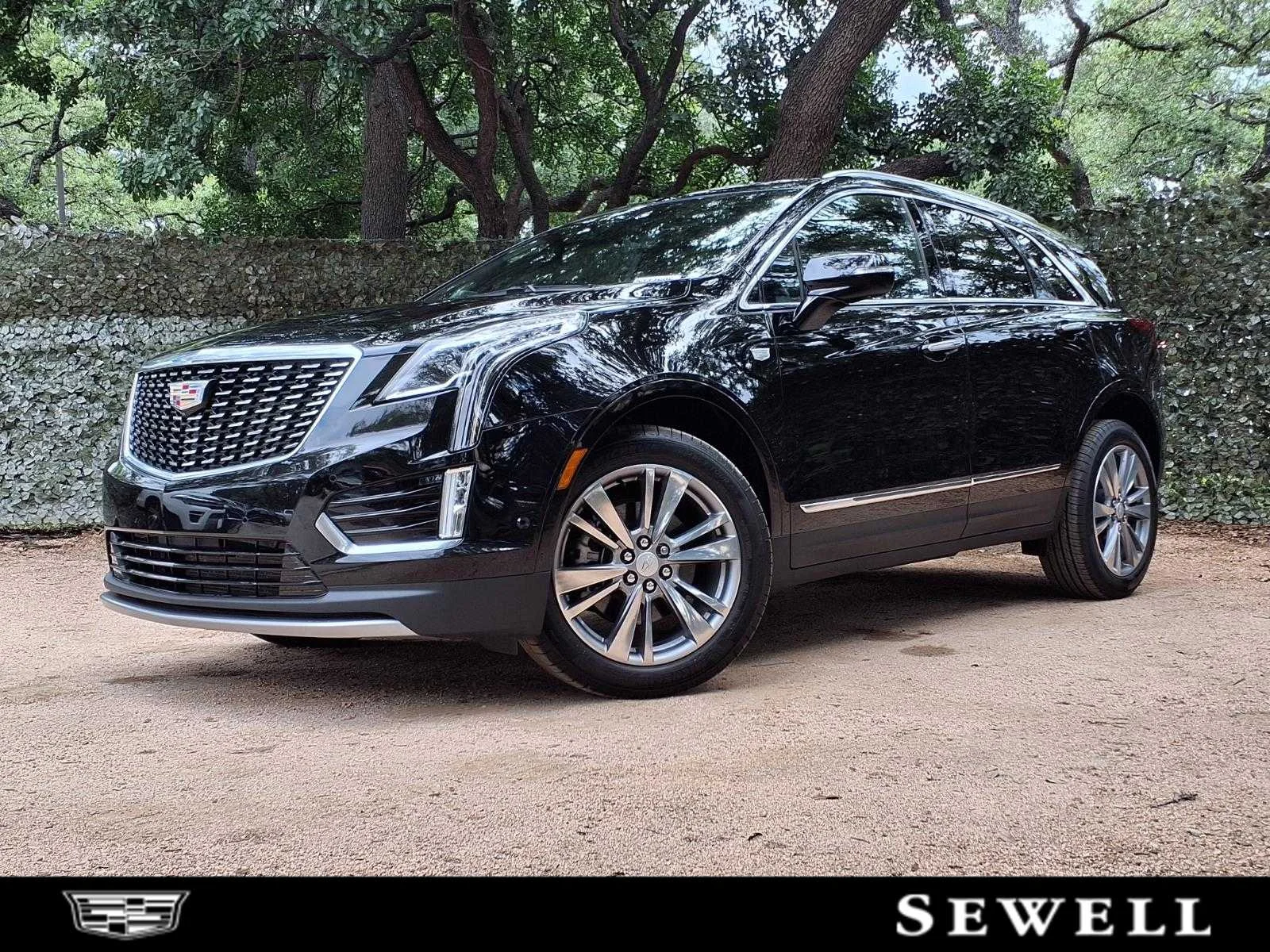 2025 Cadillac XT5 AWD Premium Luxury's photo