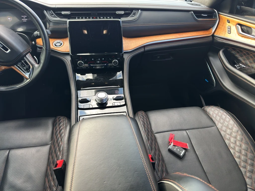 Used 2021 Silver Zynith Jeep Summit Reserve image 19