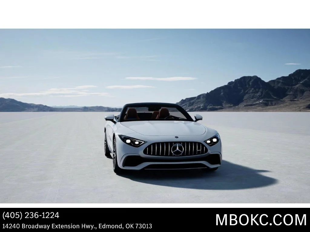 New 2027 MANUFAKTUR Moonlight White Metallic Mercedes-Benz AMG® SL 43 Roadster image 9