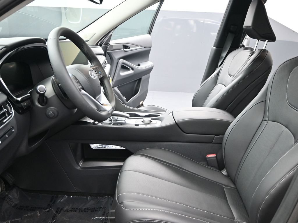 2025 INFINITI QX60 LUXE - Photo 14