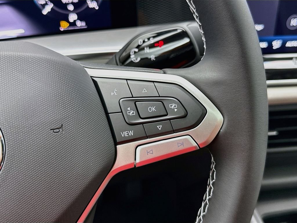 New 2026 Deep Black Pearl Volkswagen SE image 12