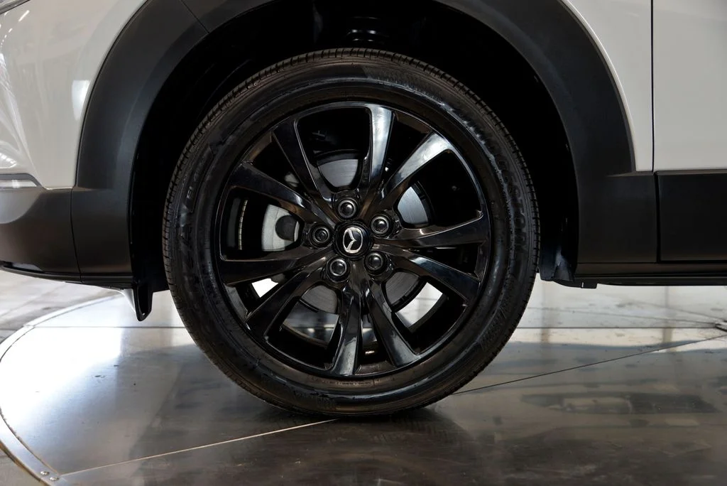 Certified Used 2026 White Mazda 2.5 S Select Sport image 10
