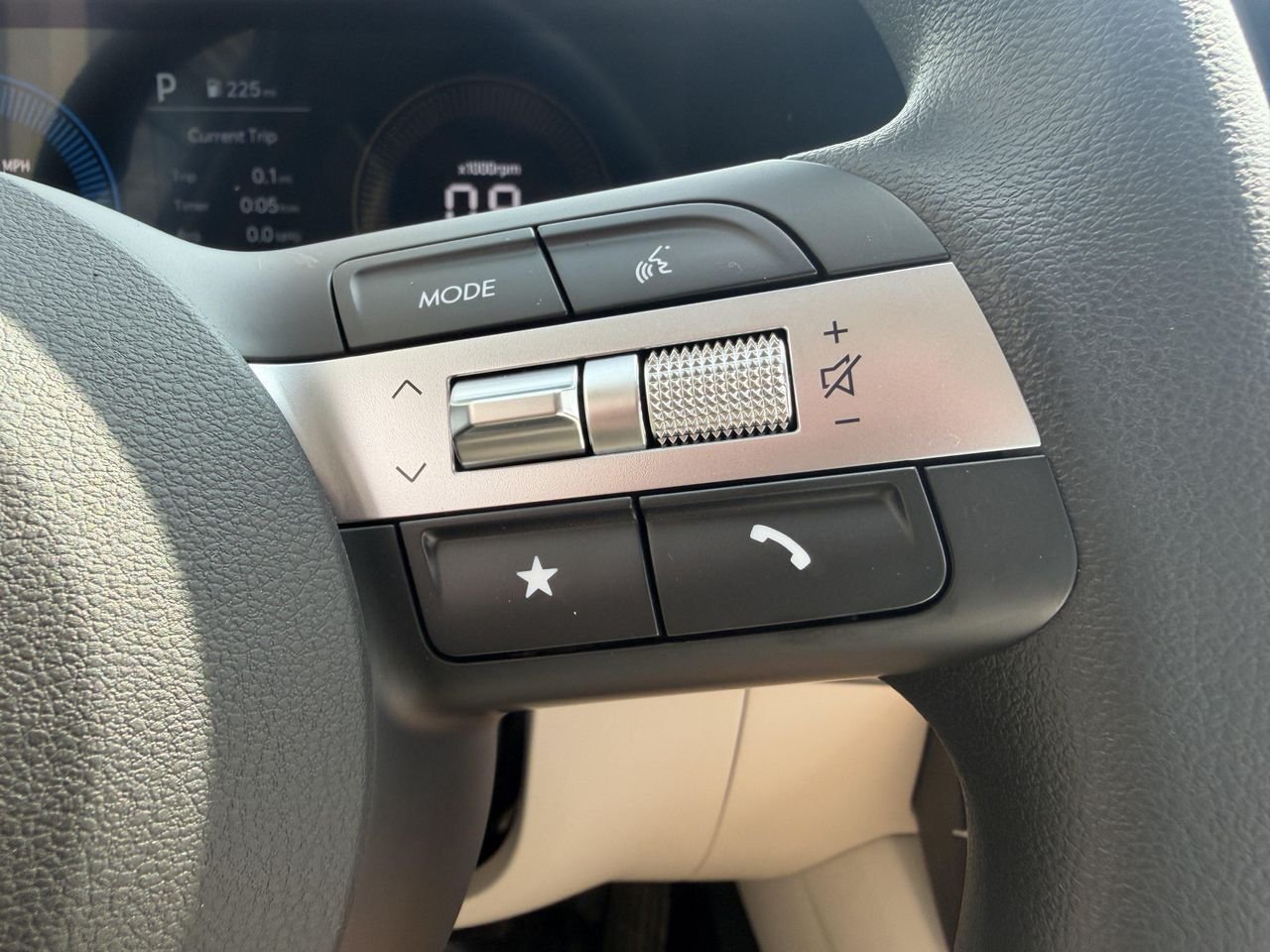 New 2026 White Pearl Hyundai SE AWD image 28