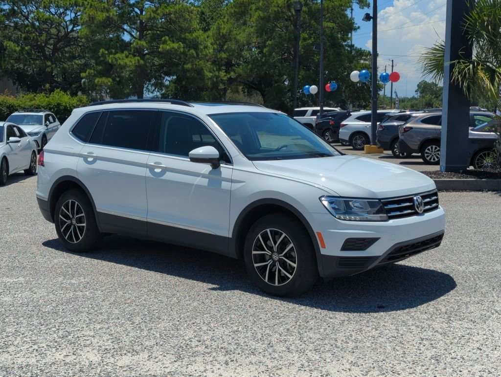 Certified Used 2021 White/off-white Volkswagen 2.0T SE image 9