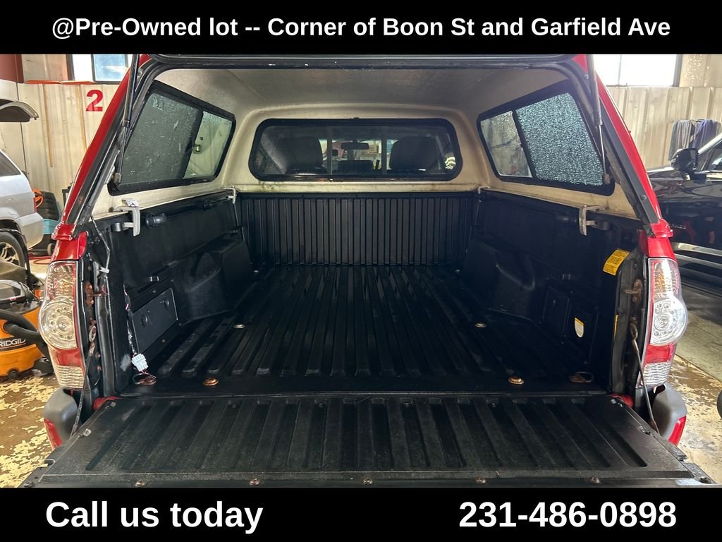 Used 2015 Red Toyota Base image 24