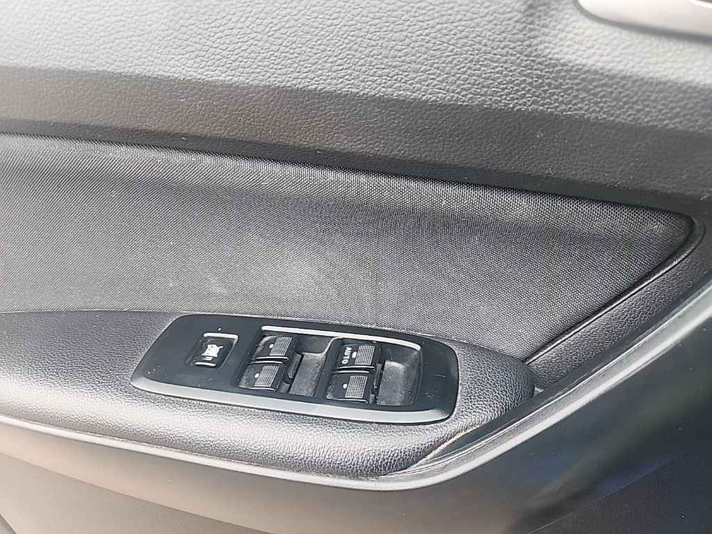 Used 2020 Blue Ford XLT image 25