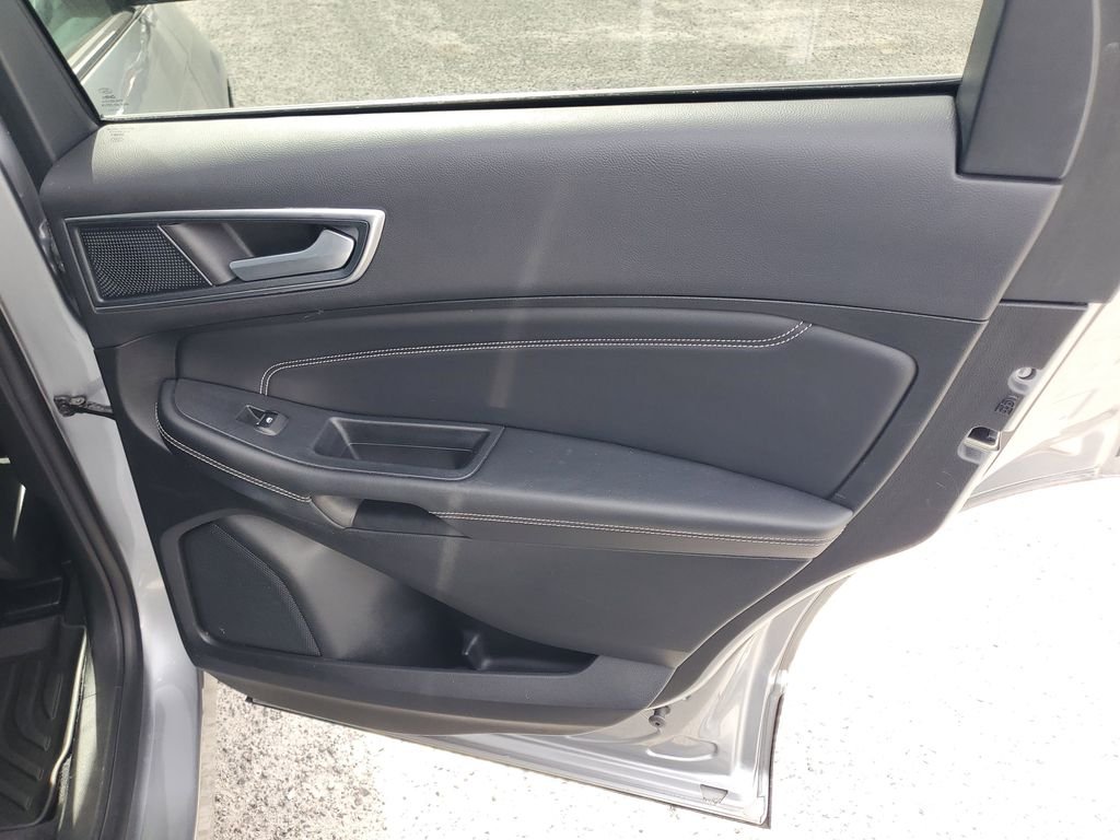 2024 Ford Edge Titanium - Photo 34