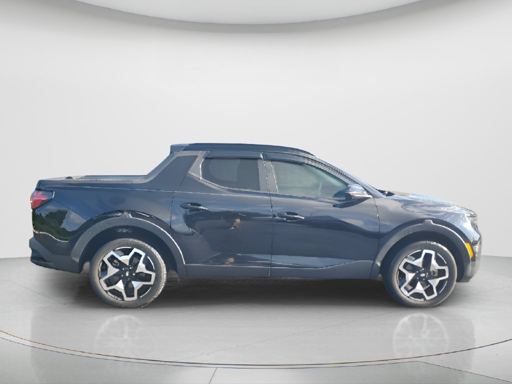 Used 2023 Black Hyundai Limited image 4