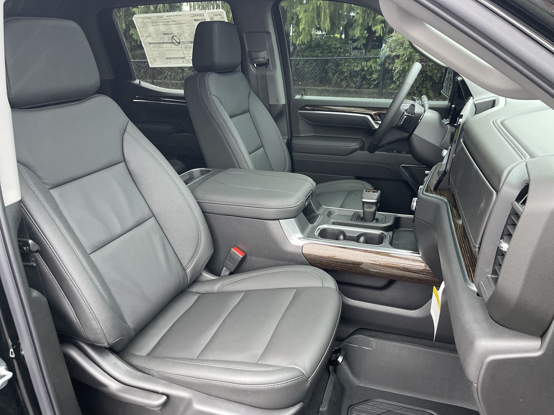New 2026 Onyx Black GMC Elevation image 64