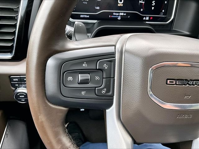 Used 2023 White GMC Denali image 24