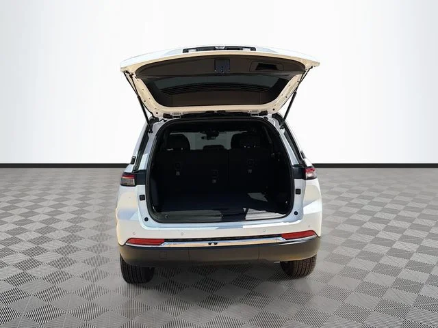 New 2026 Bright White Clearcoat Jeep Laredo image 27