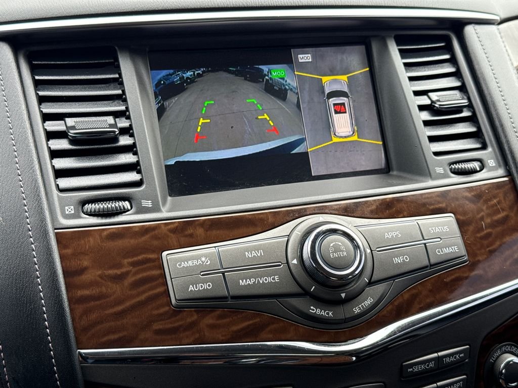 Used 2020 White Nissan Platinum image 27