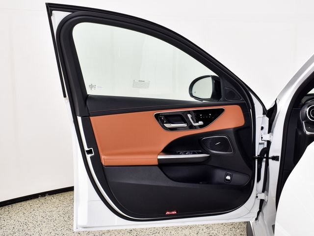 New 2026 Polar White Mercedes-Benz C 43 AMG® image 18