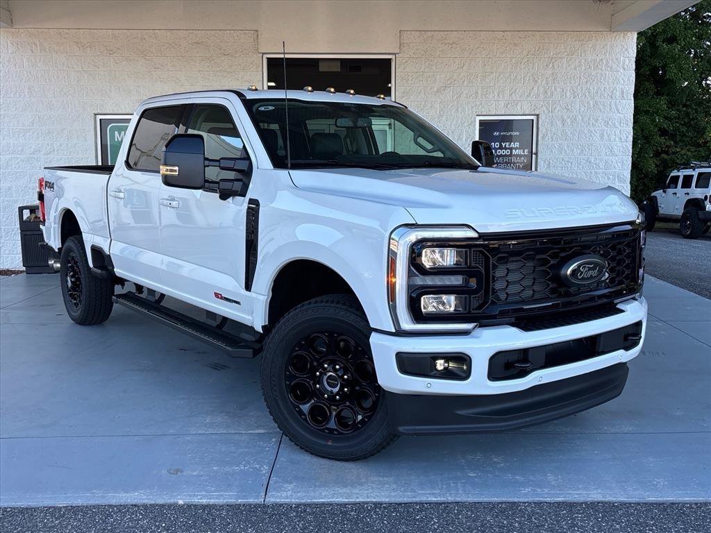 New 2026 White Ford Lariat image 1