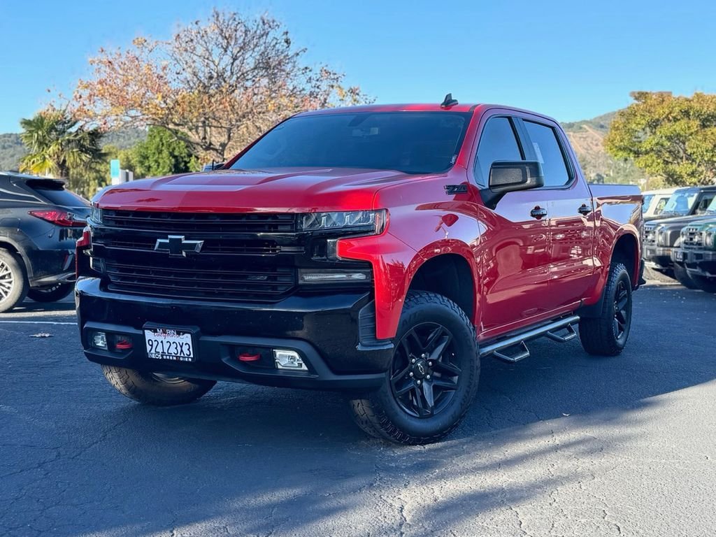 2020 Chevrolet Silverado Trail Boss LT photo 2