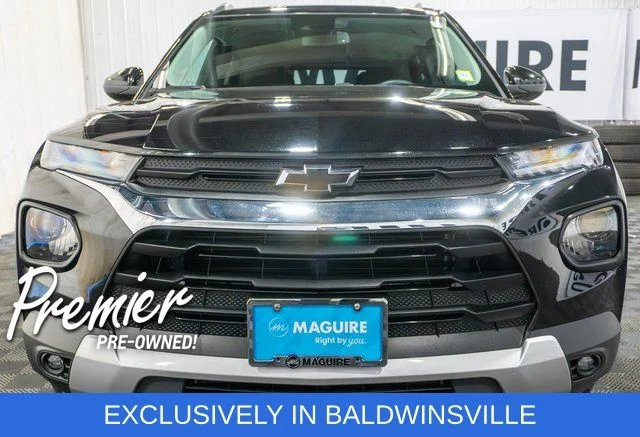 Used 2023 Black Chevrolet LT image 3