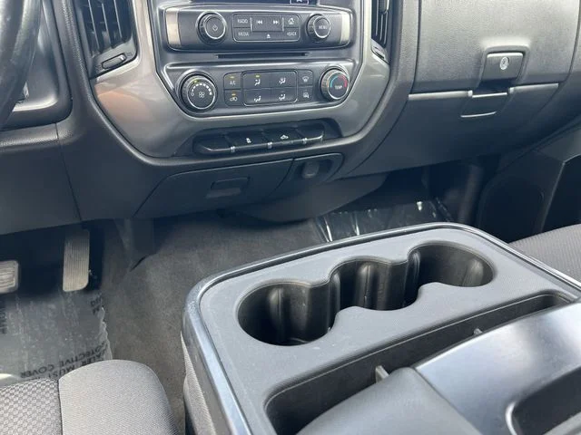 Used 2019 Gray Chevrolet LT image 23