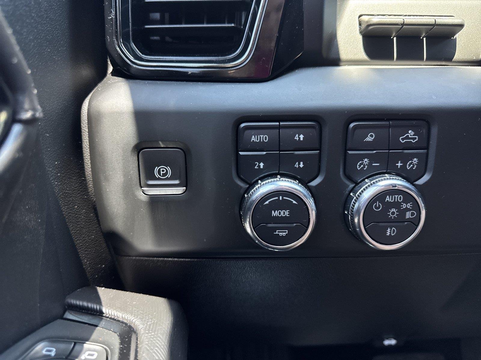 Used 2024 Summit White GMC AT4X image 20