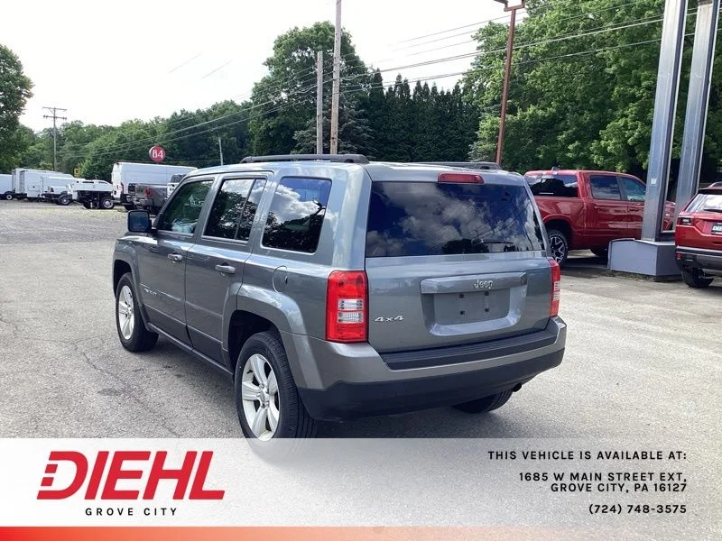 Used 2014 Gray Jeep Sport image 5