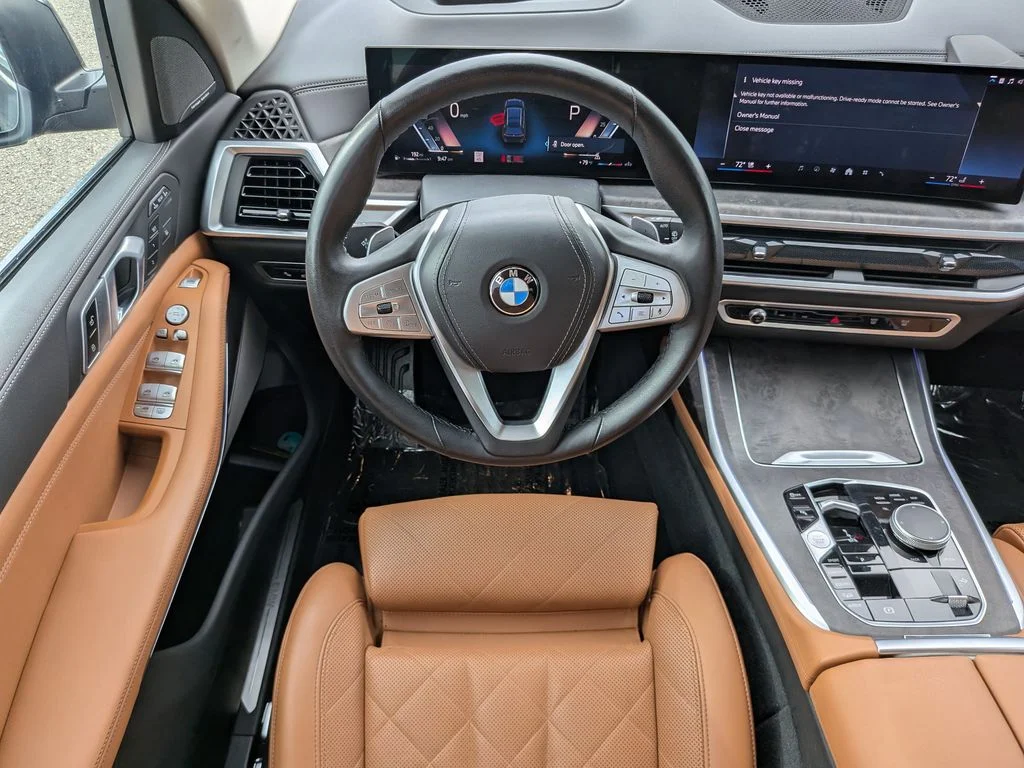 Used 2024 Black BMW xDrive40i image 13