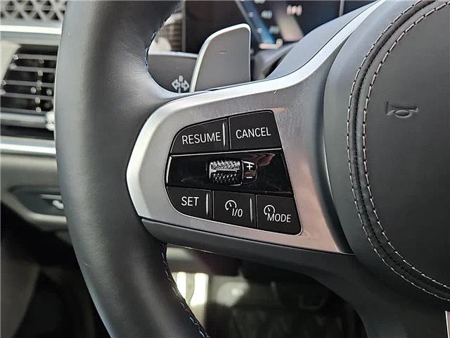 Used 2025 Alpine White BMW M60i All-Wheel Drive Sports Activity Vehicle image 17