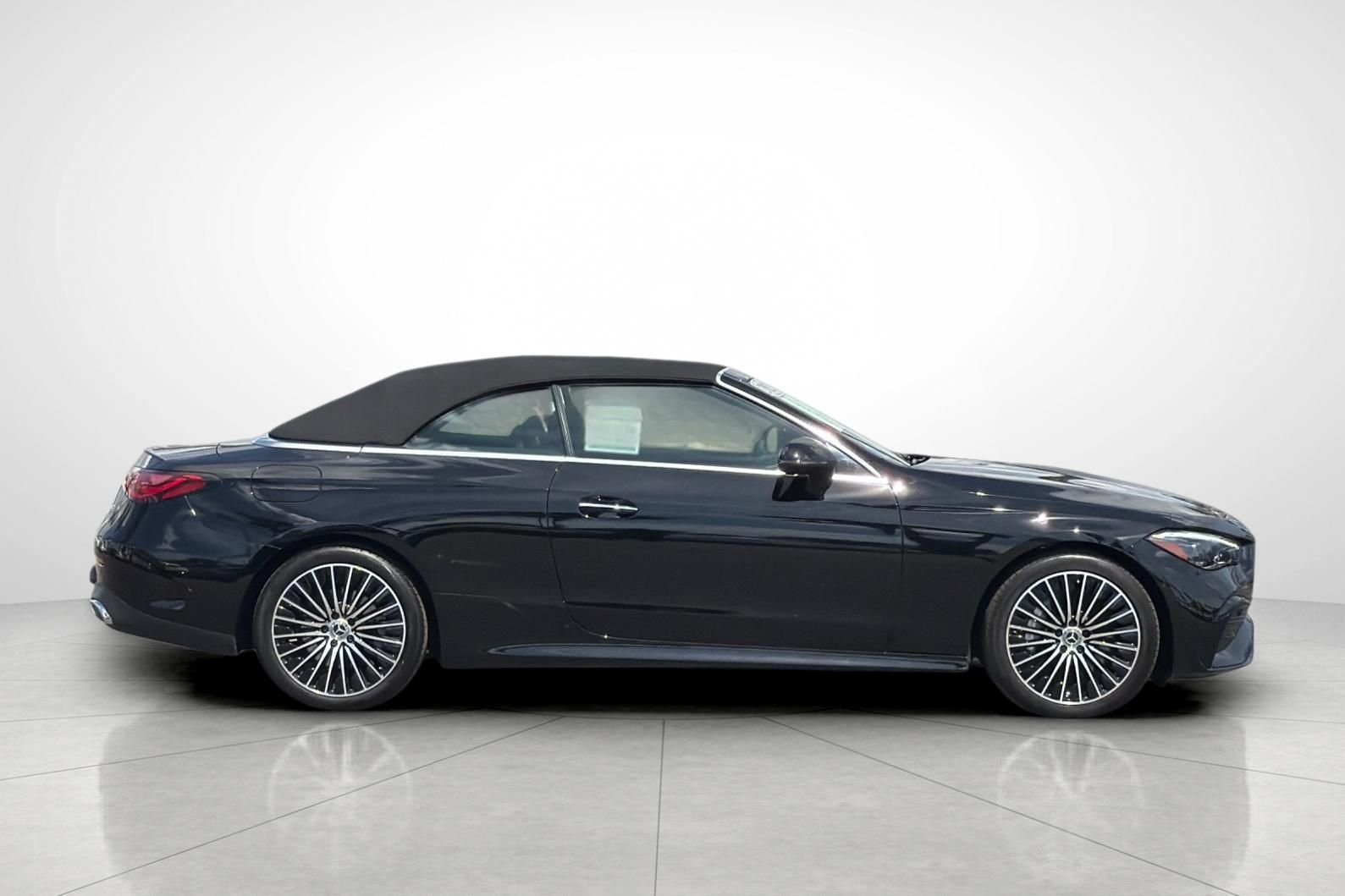 Certified Used 2025 Black Mercedes-Benz CLE 450 image 31