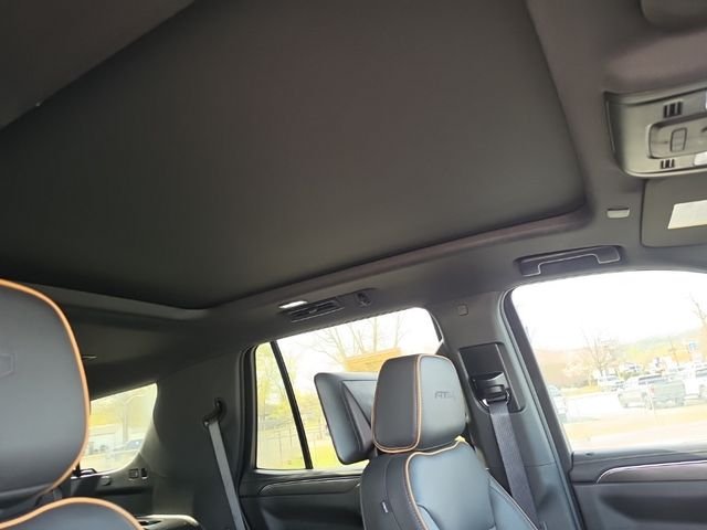 2024 GMC Yukon AT4 - Photo 36
