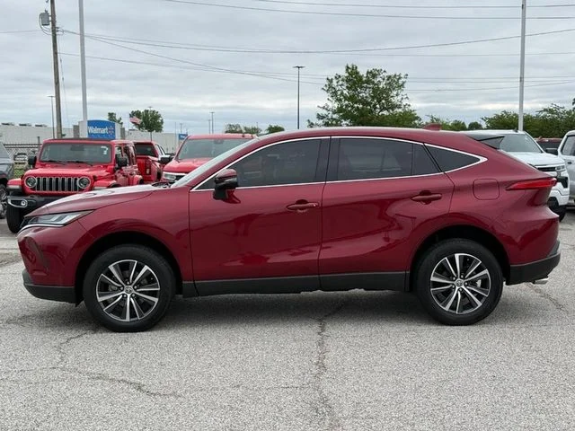 2023 Toyota Venza LE - Photo 26