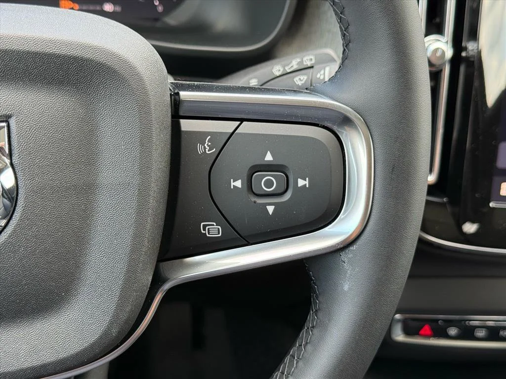 New 2026 Onyx Black Volvo Ultra image 17