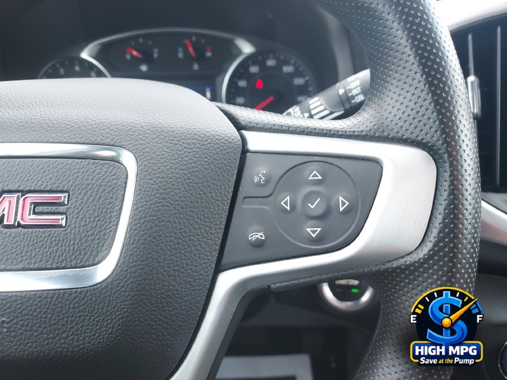 Used 2023 Silver GMC SLE image 17