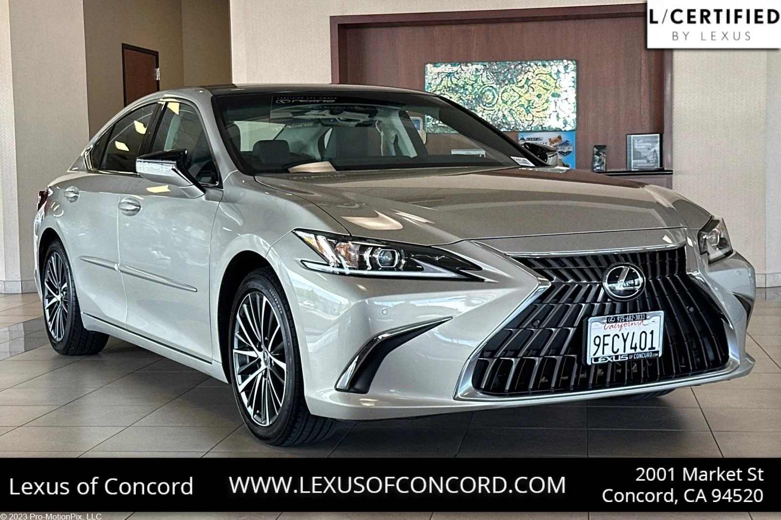 2023 Lexus ES 350 350's photo