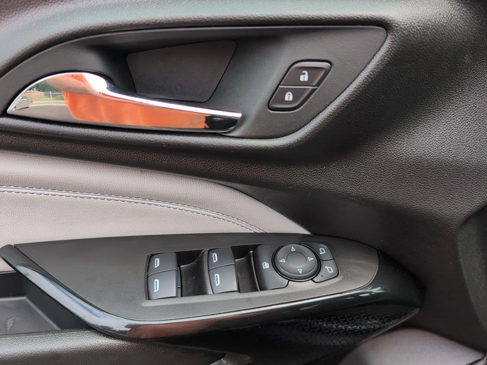 Used 2024 Mosaic Black Metallic Chevrolet LT image 16