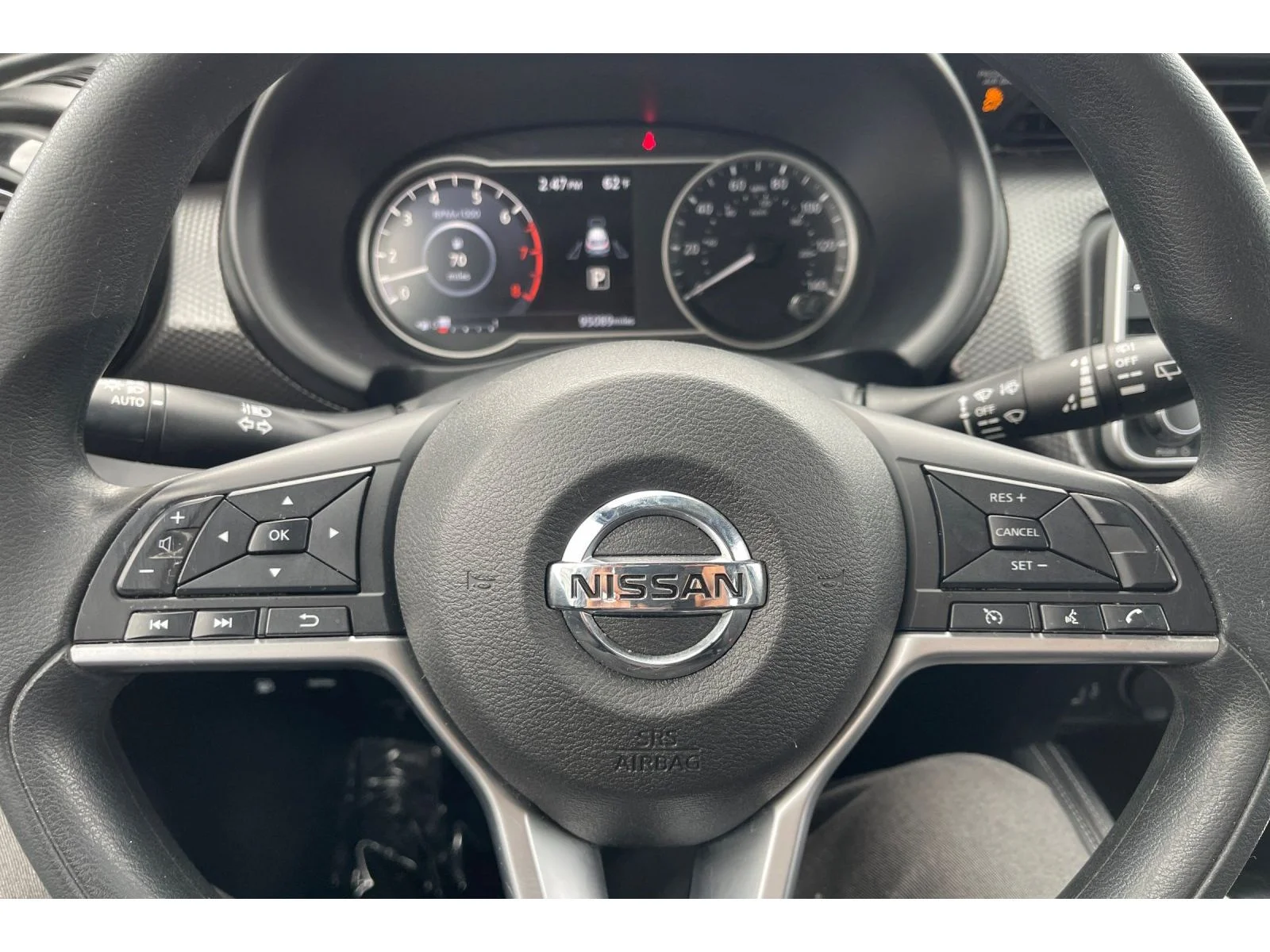 Used 2019 Aspen White Tricoat Nissan SV image 31