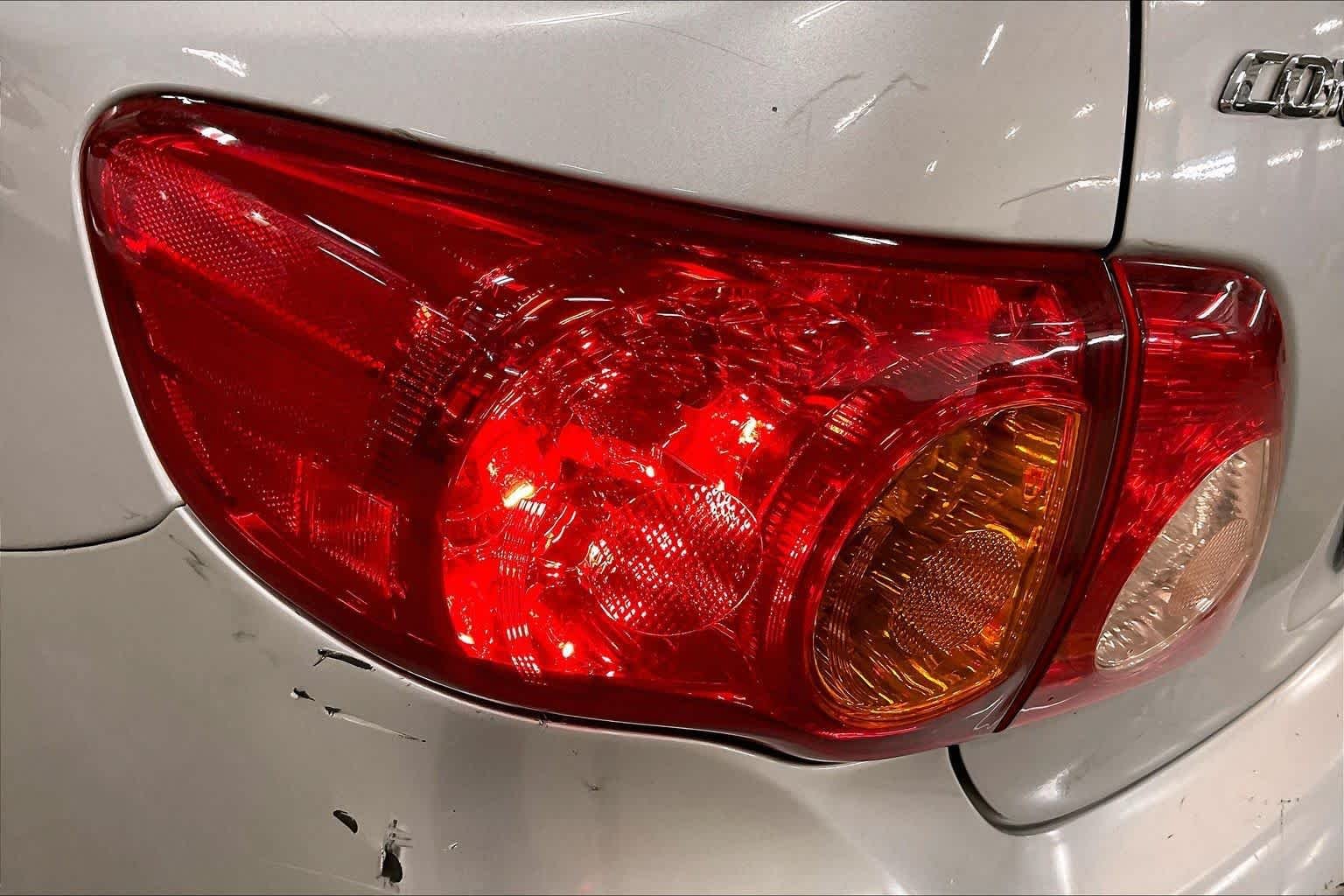 Used 2010 Classic Silver Metallic Toyota LE image 27