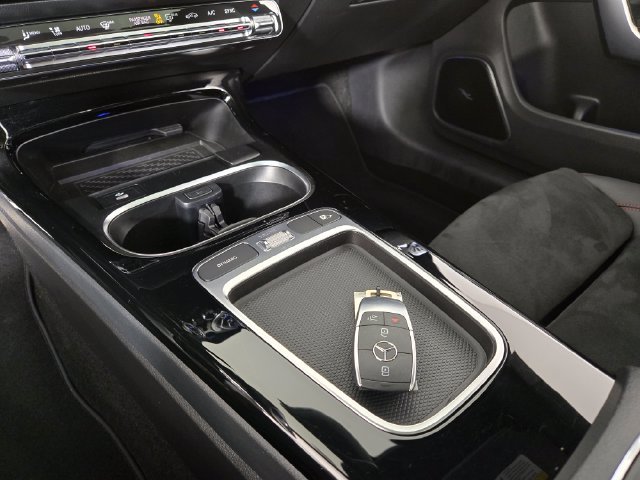 Used 2026  Mercedes-Benz CLA 250 image 24