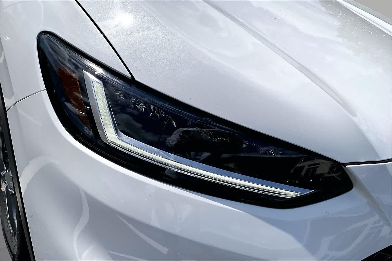 New 2027 Platinum White Pearl Honda LX image 15