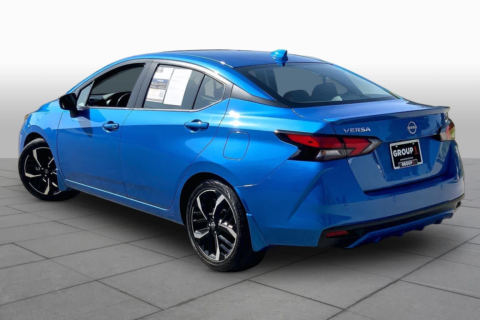 Used 2024 Electric Blue Metallic Nissan SR image 11
