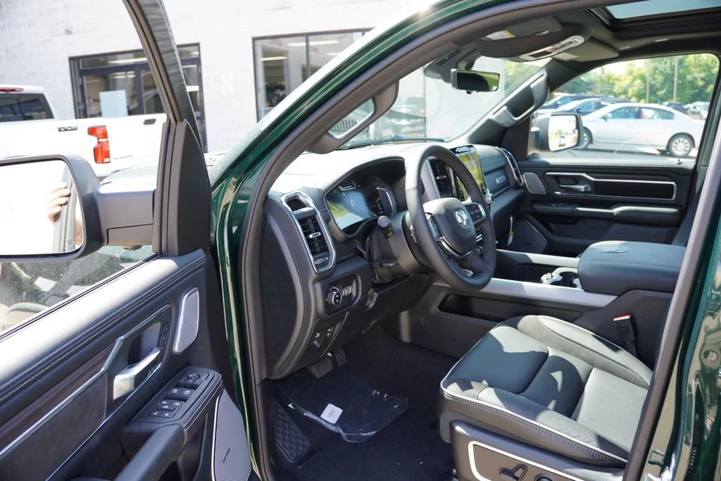 New 2027 Serrano-Green Metallic Exterior Paint RAM Laramie image 10