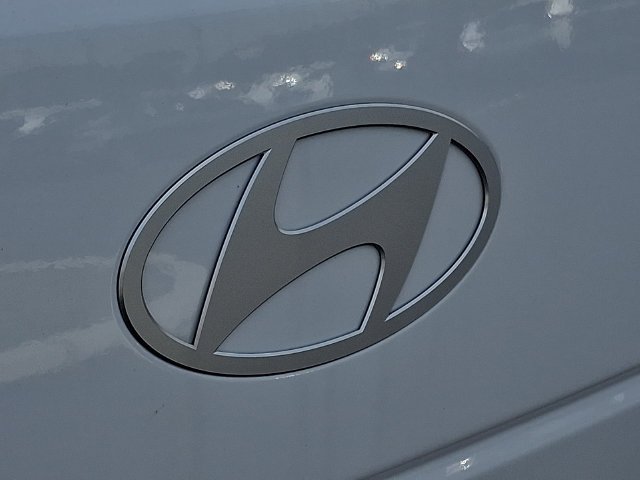 New 2027 White Hyundai Limited image 21