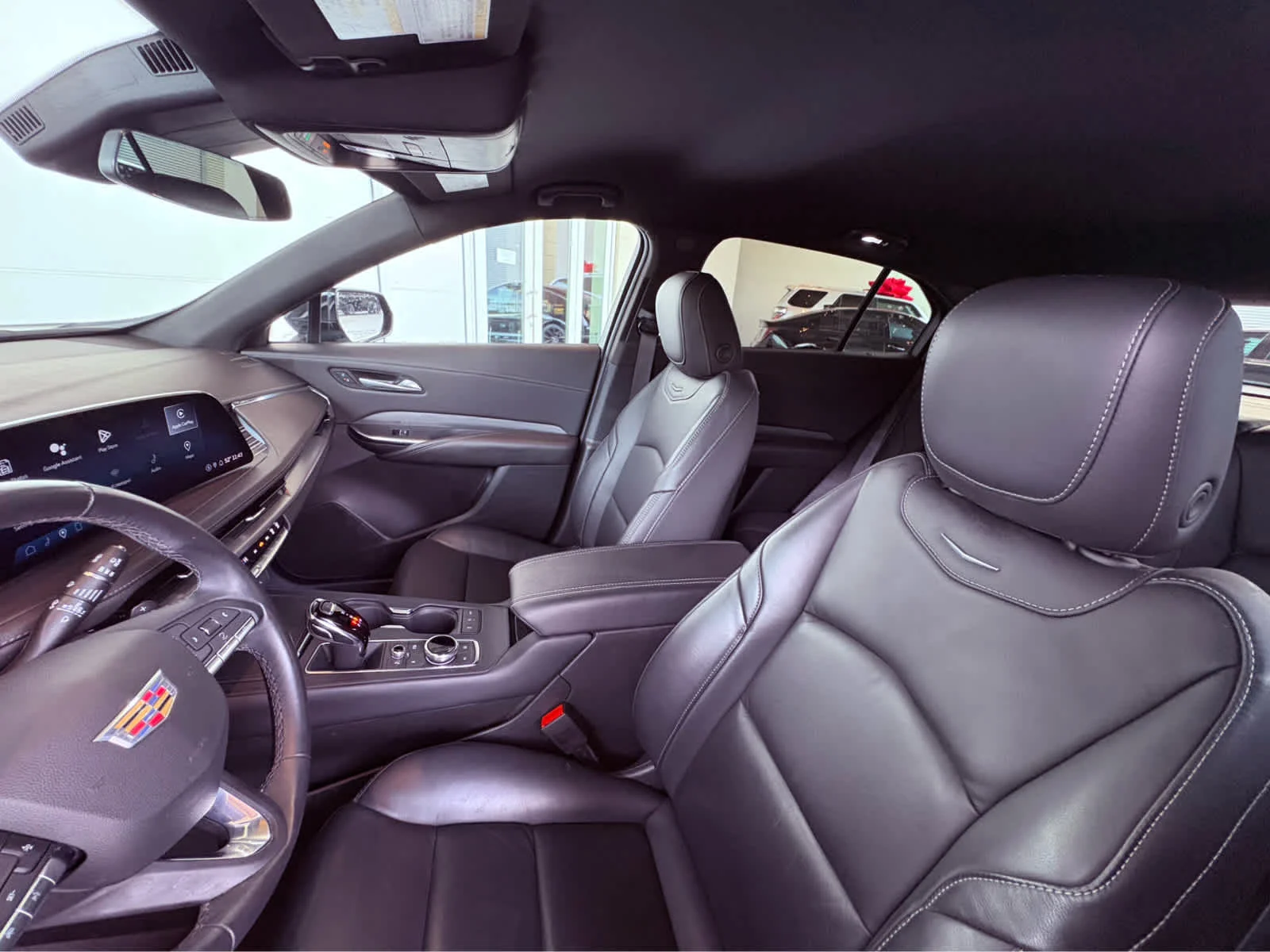 2024 Cadillac XT4 Premium Luxury - Photo 13