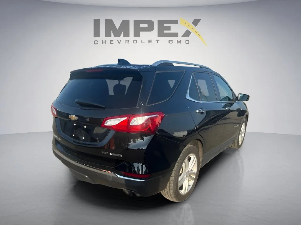 Used 2018 MOSAIC BLACK METALLIC Chevrolet Premier image 5